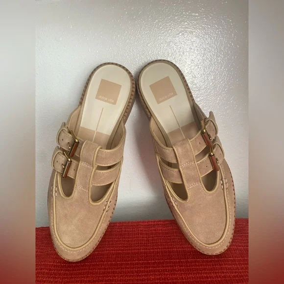 NWT-.DOLCE VITA WOMENS TAN MULES - Picture 5 of 16